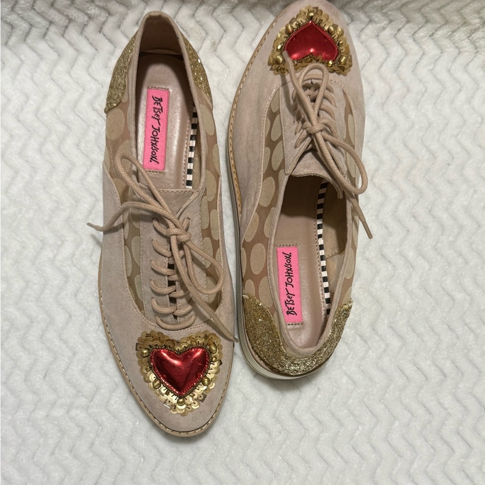 Betsey Johnson Gold and Red Heart Flats